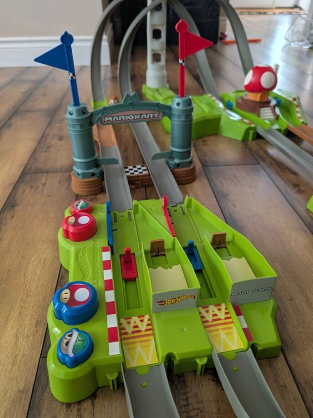 Super Mario Hot Wheels track